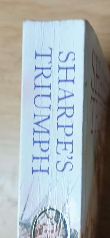 Sharpe's Triumph - Bernard Cornwell - Softcover - 381 pages