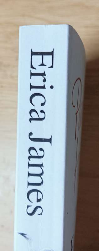 Paradise House - Erica James - Softcover - 328 pages