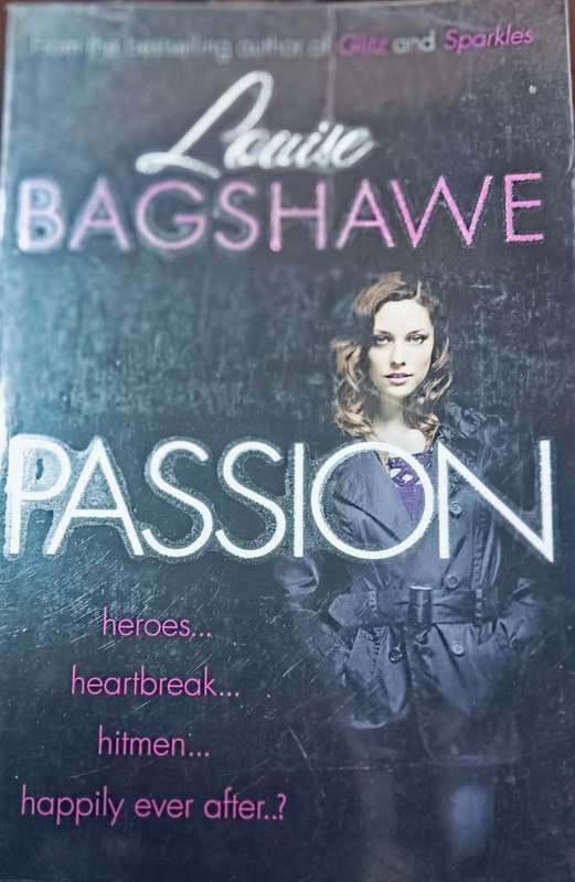 Passion - Louise Bagshawe - Softcover - 387 pages