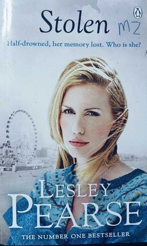 Stolen - Lesley Pearce - Softcover - 488 pages