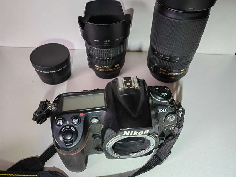 Nikon D300 DSLR With 2 Lenses And Accessories