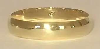 9k / 9ct yellow gold Wedding Band / Ring, 5mm wide, half round, size Y or Z