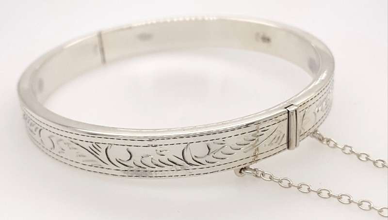 Flat Engraved Snap BANGLE: 8mm wide, 60mm interior, sterling silver