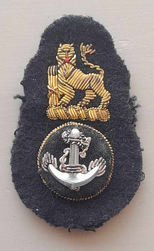 SA NAVY JUNIOR RANKS CAP BADGE