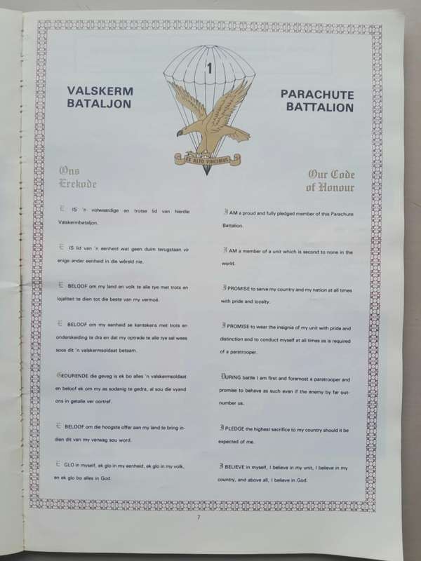 SADF 1 PARACHUTE BATTALION YEARBOOK 1986