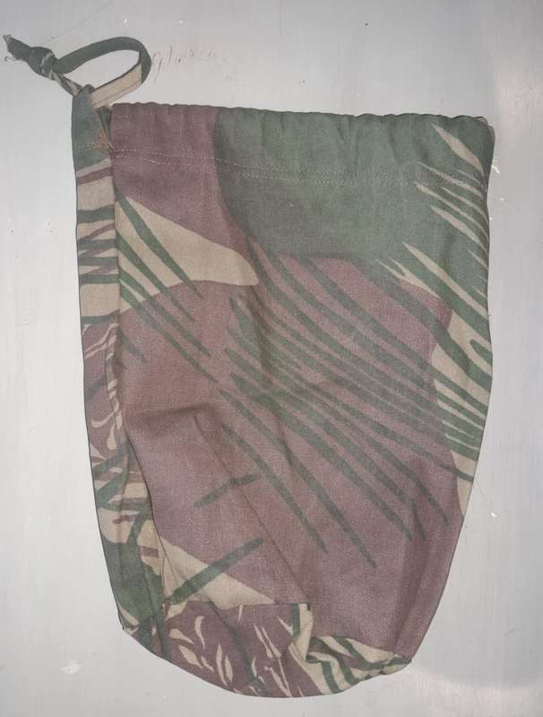 RHODESIAN CAMO DITTY BAG - MEASURES 27 X 22 CM