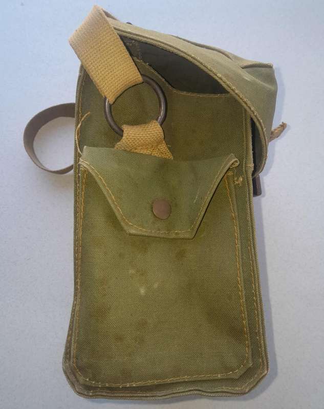 RHODESIAN ARMY POUCH