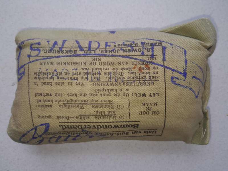 WWII U.D.F. SHELL DRESSING *BILINGUAL*