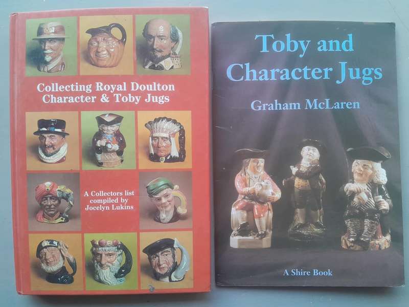 COLLECTING ROYAL DOULTON CHARACTER & TOBY JUGS