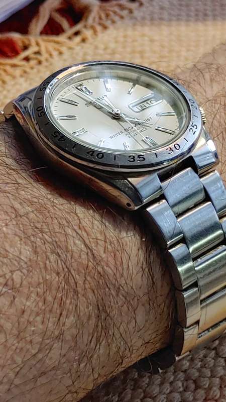 Seiko 5 Automatic