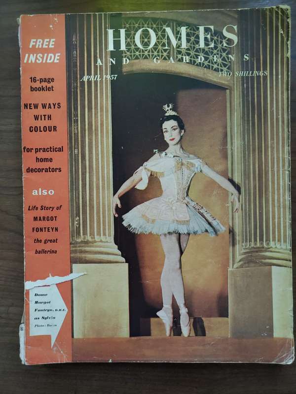Homes And Gardens - April 1957