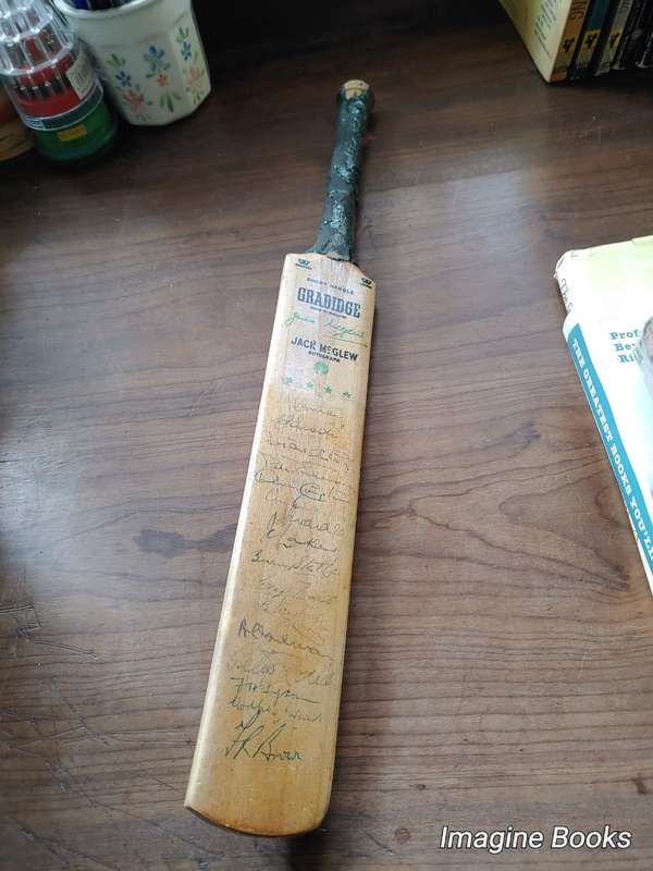 Gradidge Jackie McGlew SA/England Teams 1950s Signed Miniature Cricket Bat