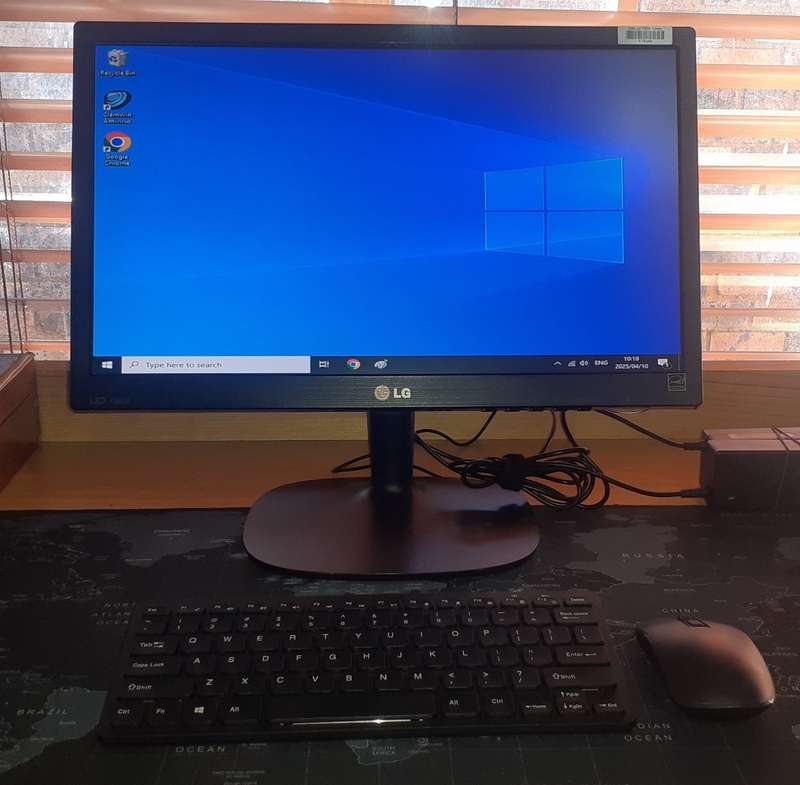 Centerm Thin Client Desktop Computer 8GB RAM 238GB SSD Intel Dual Core with Monitor Keyboard Mouse