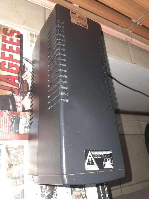 Lenovo All in One Desktop Intel(R) Core i5 CPU 3.20 GHz 4TH GEN Also Including 360W Invertor .