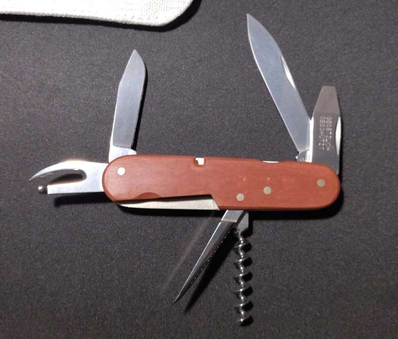 LIMITED EDITION VICTORINOX 1897