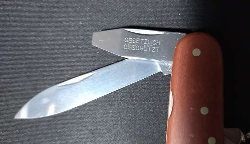 LIMITED EDITION VICTORINOX 1897