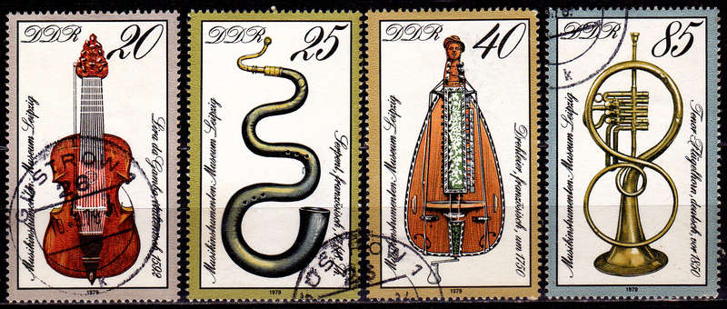 GERMANY DDR 1979, 21 Aug. MUSICAL INSTRUMENTS, set, UH, CV +/-R 50.00 view scans