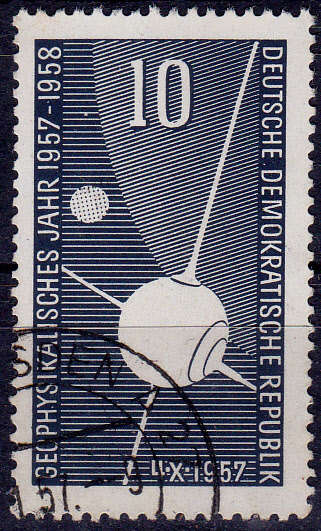 GERMANY DDR 1957, 7 Nov. YEAR OF GEOPHYSICS, single, UH, CV+/- R 10.00 view scans