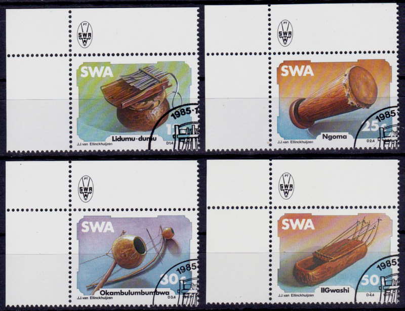 SWA 1985, 17 Oct. TRADITIONAL MUSICAL INSTRUMENTS, set, CTO, CV R ?? view scans