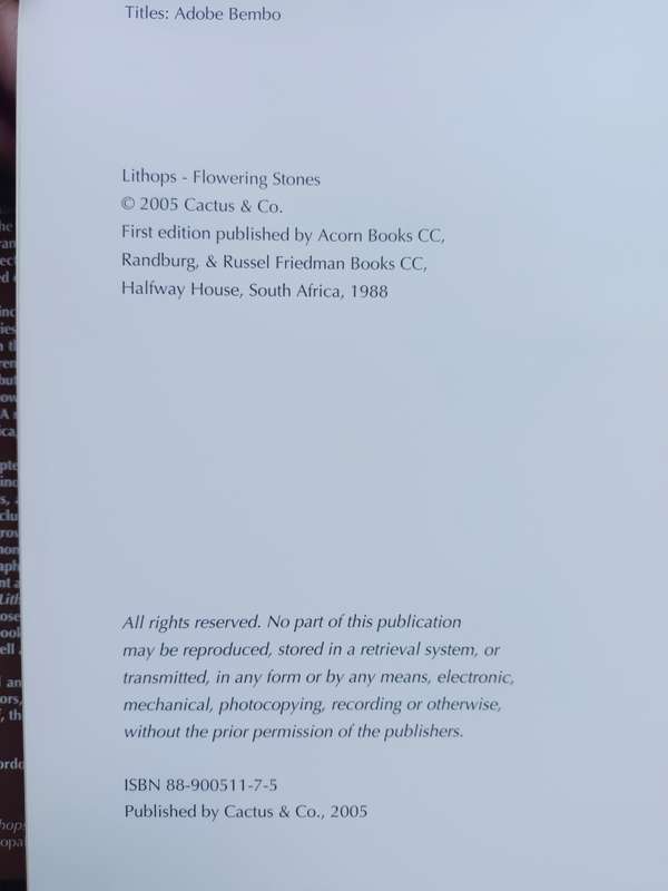 LITHOPS Flowering Stones / Desmond T. Cole & Naureen A. Cole