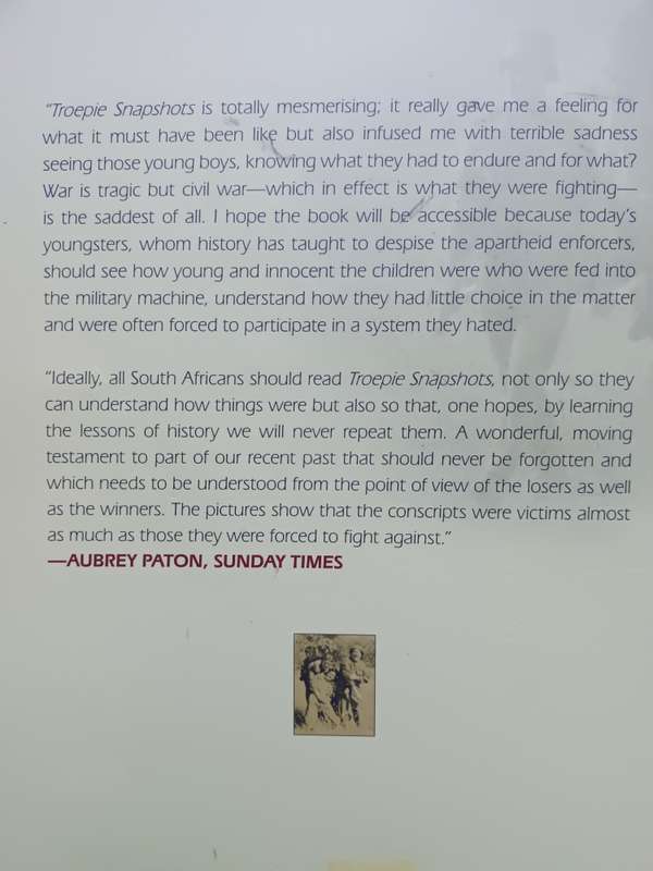 TROEPIE SNAPSHOTS PICTORIAL RECOLLECTIONS OF THE SOUTH AFRICAN BORDER WAR / CAMERON BLAKE