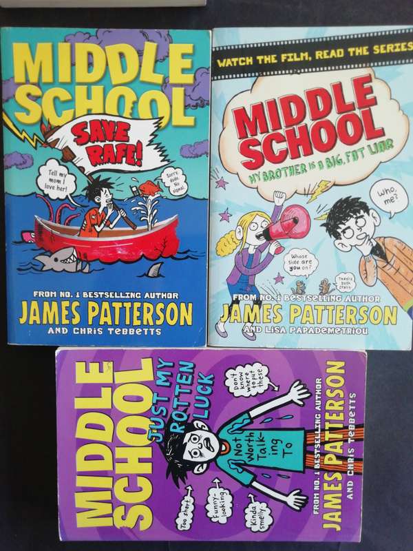 MIDDLE SCHOOL BOOKS / JAMES PATERSON (7 Volumes)