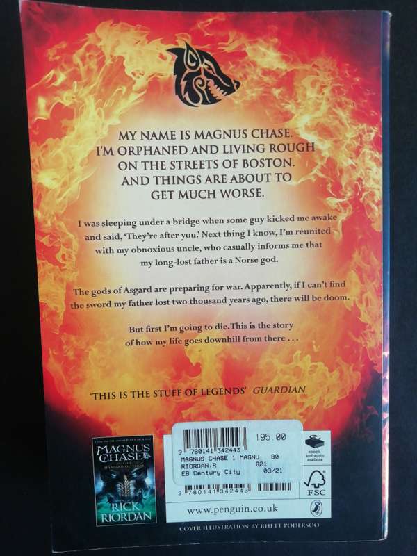 MAGNUS CHASE and the Sword of Summer / RICK RIORDAN