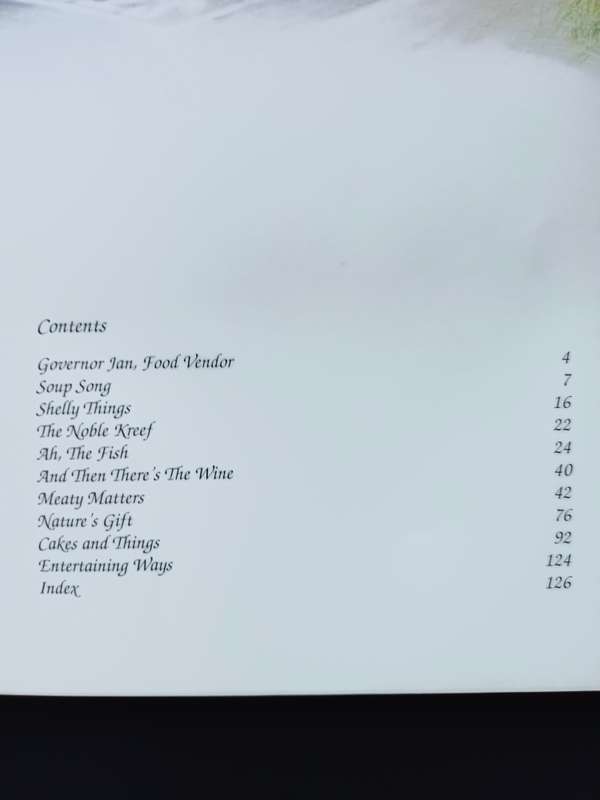 A table at the Cape / Helmine Myburgh