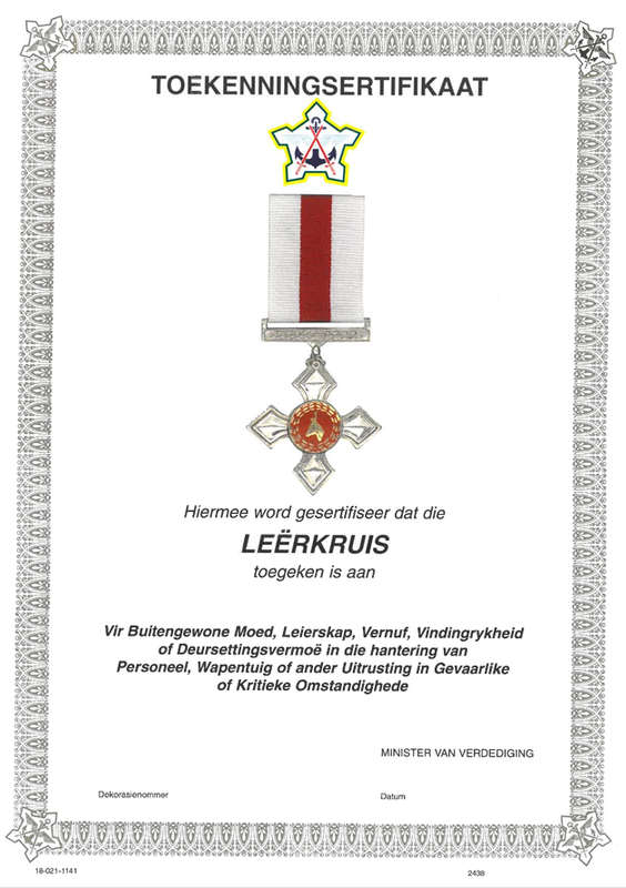 SA army Cross Cert of Award for controlling Personnel, Weaponry or other equipment in dangerous Sit