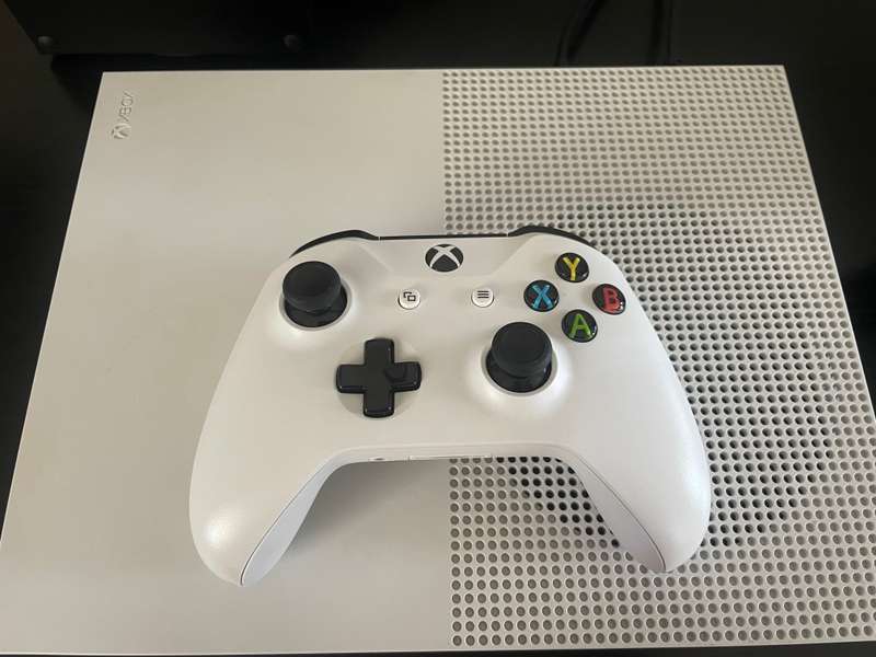 Xbox Series One S all digital - Please read description