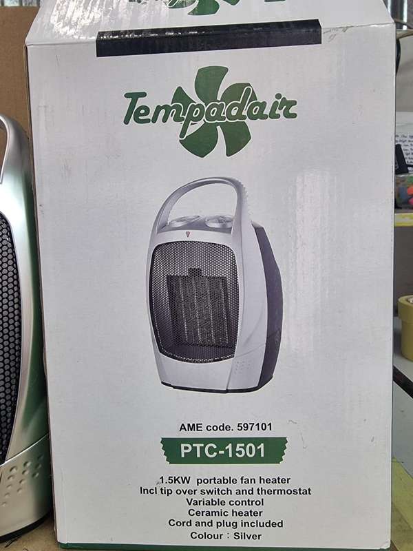 Tempadair Silver 1500 W Programmable Thermostat Fan Heater