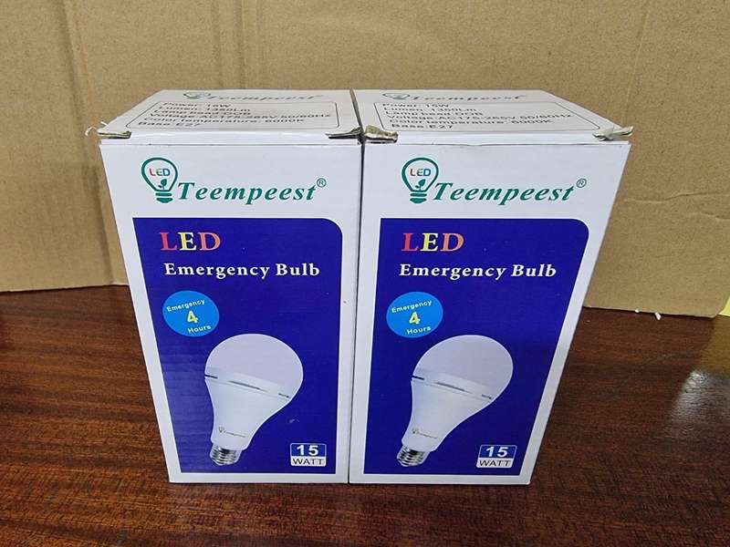 8 pack -  18w & 15w & 12w LED E27 Light bulb