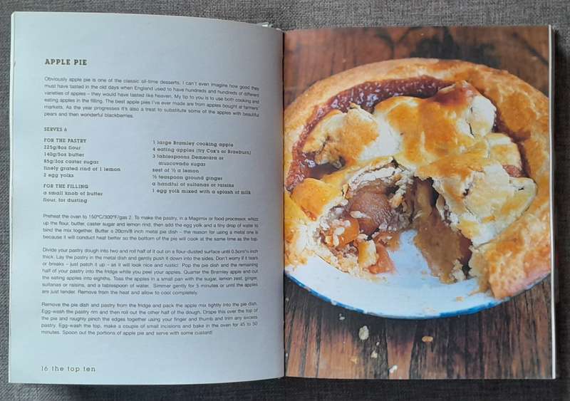 Jamie's Dinners essential Cookbook - Jamie Oliver (Hardcover)