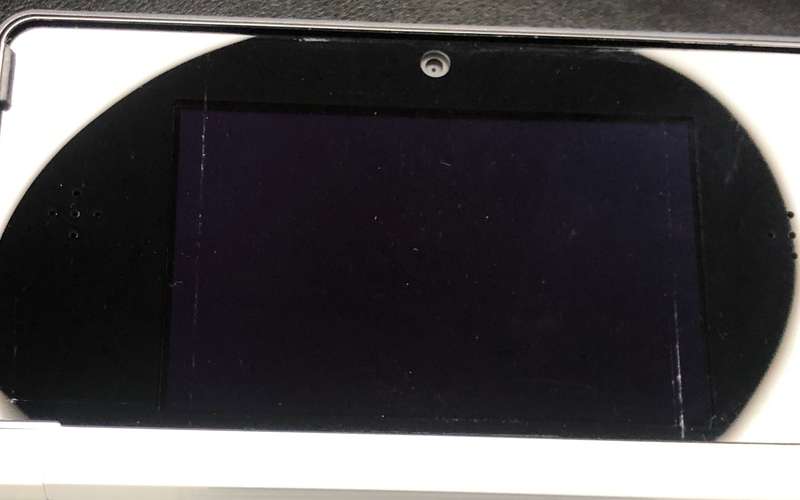 Nintendo 3DS Console + Super Mario 3D Land Game Bundle