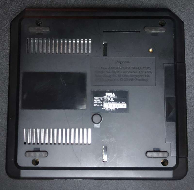 Sega Mega Drive II Console & Bootleg Game Bundle