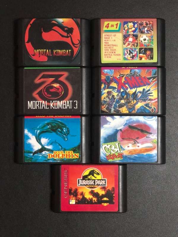 Sega Mega Drive II Console & Bootleg Game Bundle