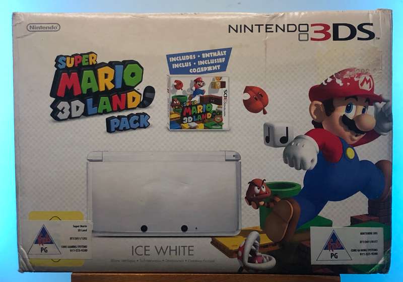 Nintendo 3DS Console + Super Mario 3D Land Game Bundle