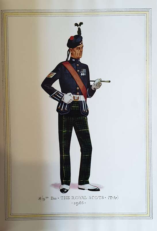 Scots in Uniform - Douglas N. Anderson
