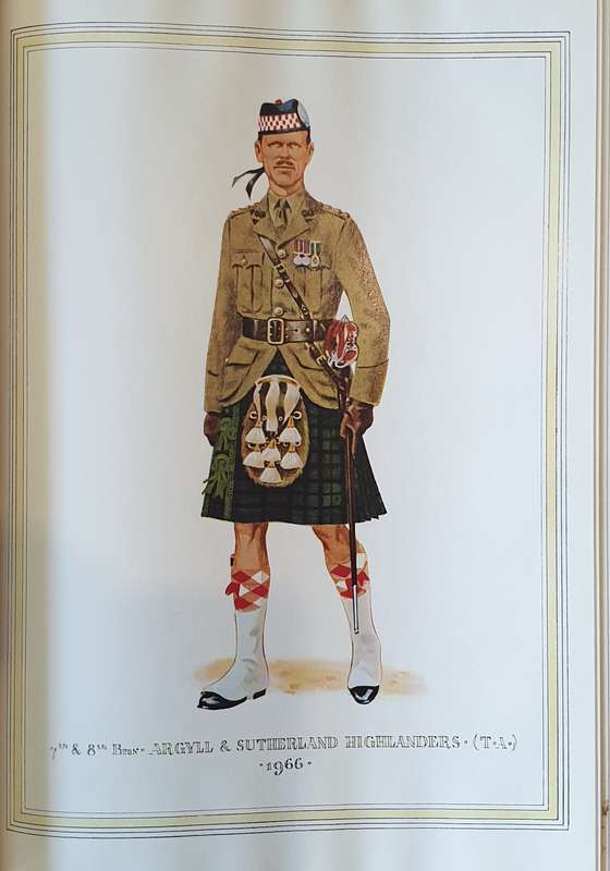 Scots in Uniform - Douglas N. Anderson