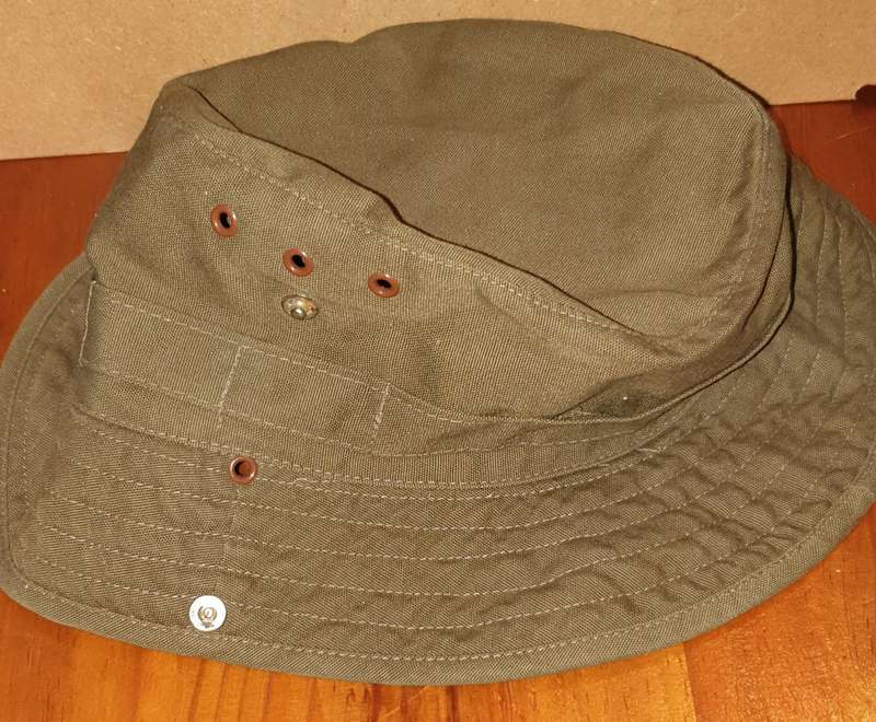 * 1989 * Specifico Size 58 Boshoed / Bushhat