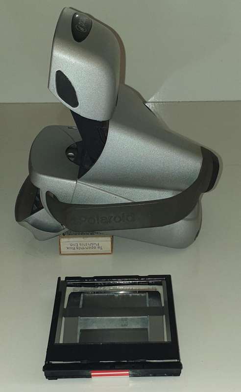 Polaroid 600 Camera