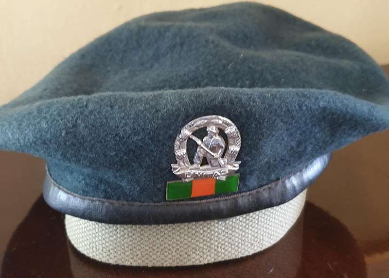 S.A.D.F SIGNALS BERET WITH BALKIE, BADGE & WEB-BELT