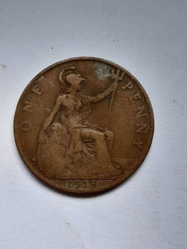 UK One Penny  - Ten Coins - 1907, 1910, 1913, 1913, 1916, 1919, 1920, 1929, 1936 and 1944.