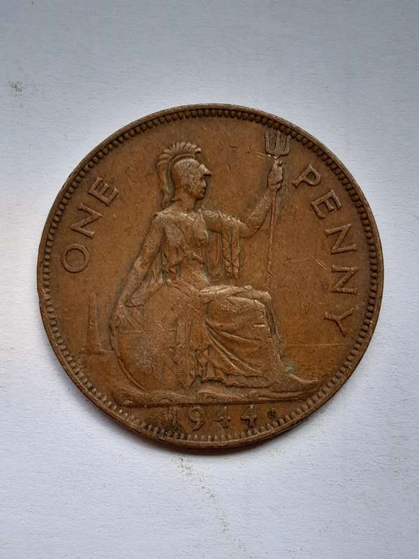 UK One Penny  - Ten Coins - 1907, 1910, 1913, 1913, 1916, 1919, 1920, 1929, 1936 and 1944.