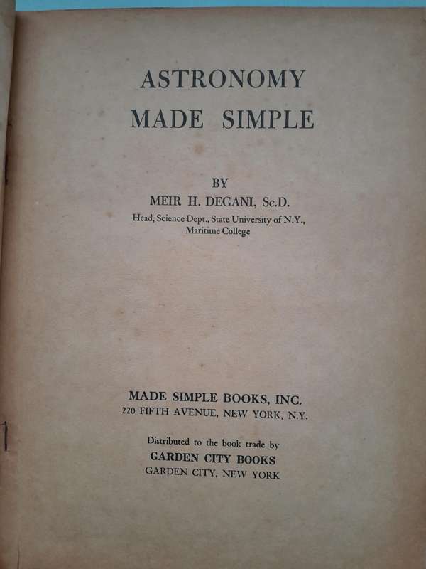 Astronomy Made Simple - Meir H. Degani.