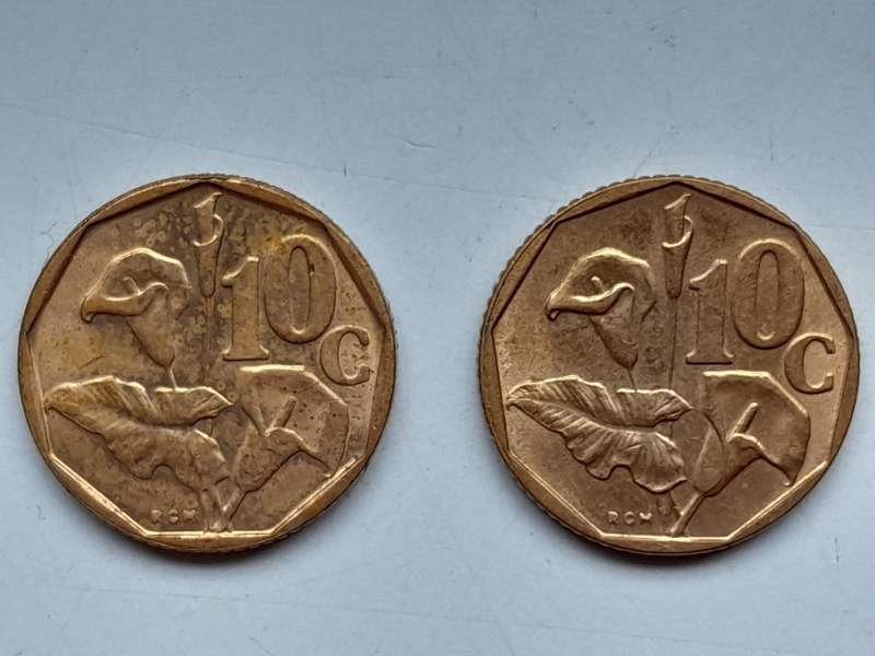 Error Coin - 10 Cents - Date not visible.