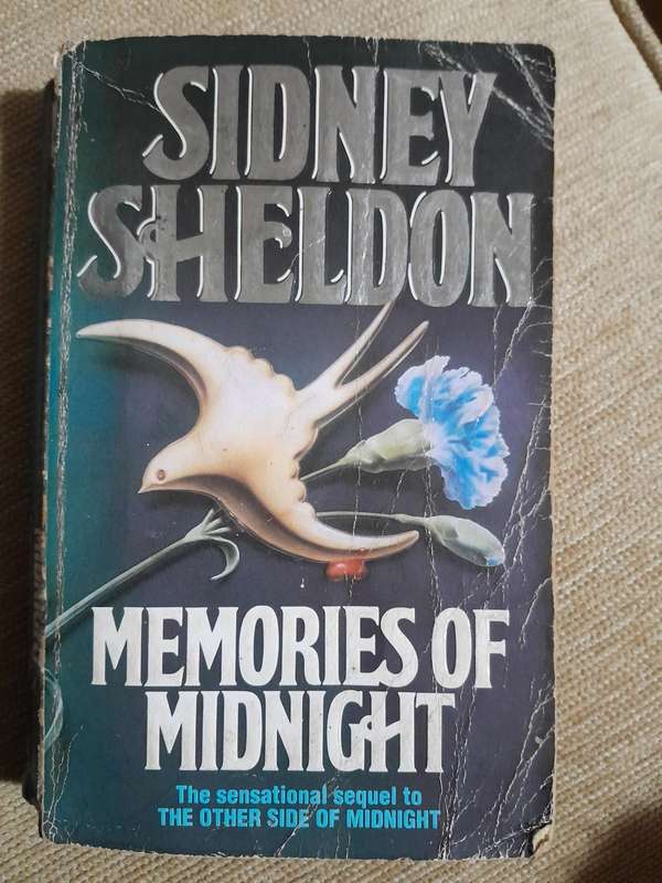 Memories of Midnight - Sidney Sheldon.