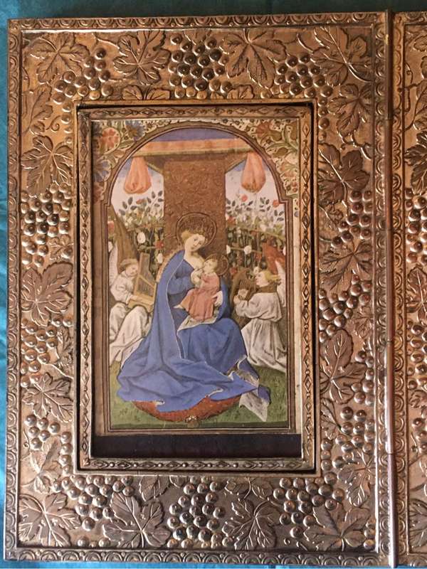 Vintage embossed folding photo frame with secret compartments