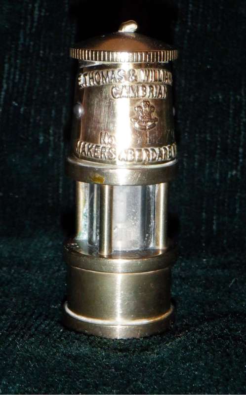 E. THOMAS & WILLIAMS LTD. BRASS CAMBRIAN LAMP MAKERS ABERDARE WALES