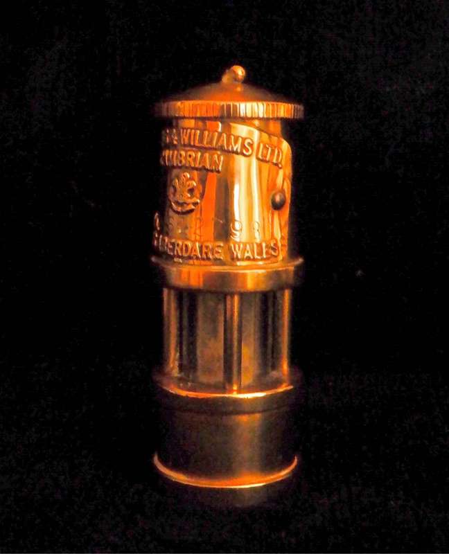 E. THOMAS & WILLIAMS LTD. BRASS CAMBRIAN LAMP MAKERS ABERDARE WALES